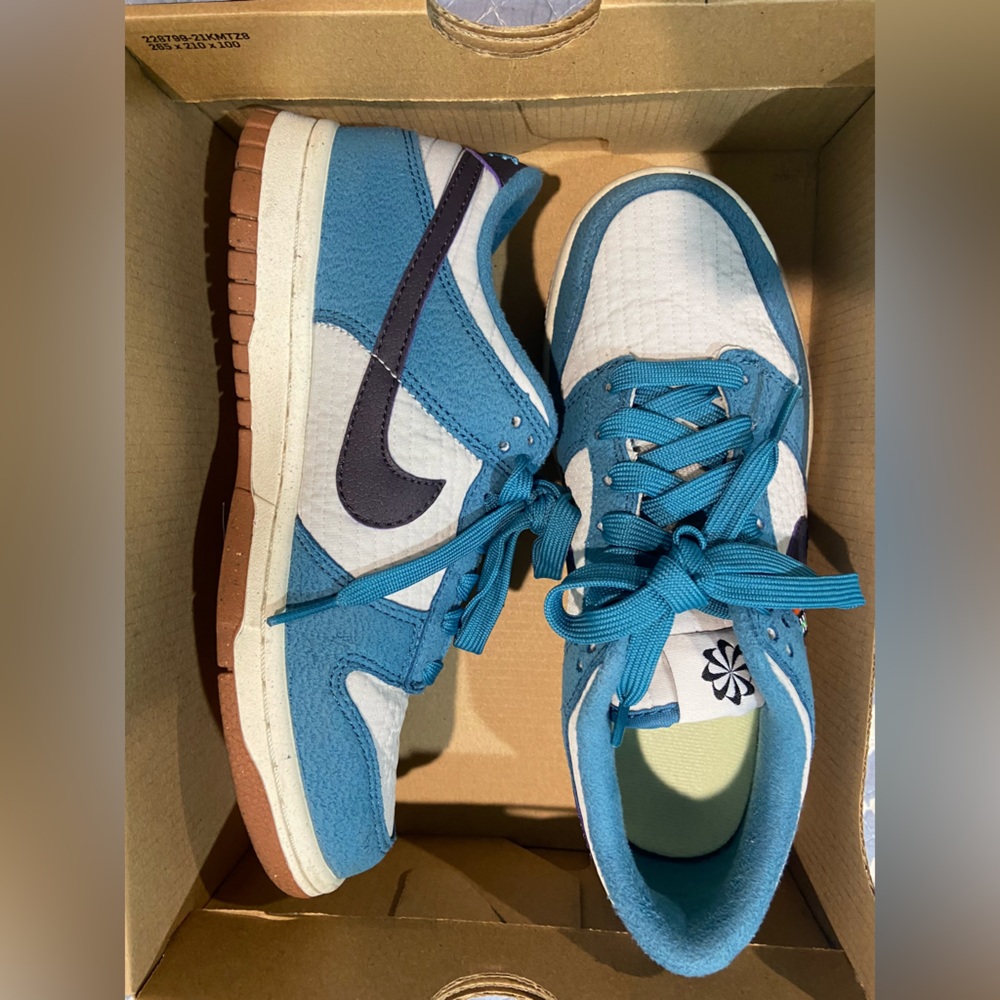 Nike Dunk Low SE (GS)